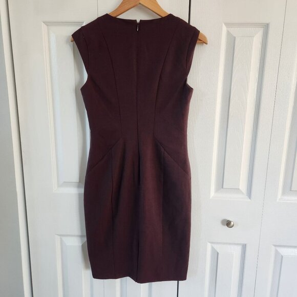 The Limited Maroon Sleeveless Shift Dress - Picture 2 of 9